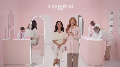 CONFIDENCE IN A CREAM ANTI-AGING HYDRATING MOISTURIZER